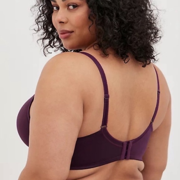 Torrid Lightly Lined T-Shirt Bra NWT - Picture 2 of 7